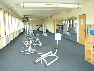 Renovierung Fitnessraum & Duschen
